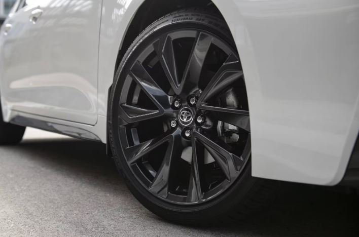 2025 Toyota Corolla Tires Wheels