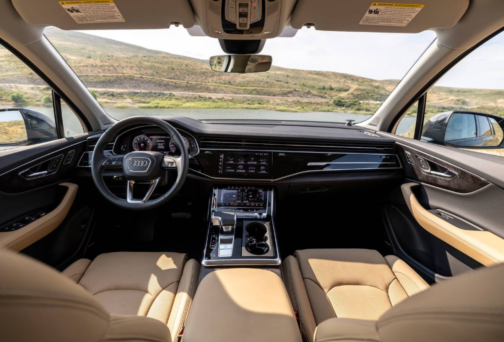 2026 Audi Q7 Interior 4