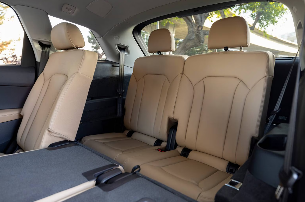2026 Audi Q7 Interior 5