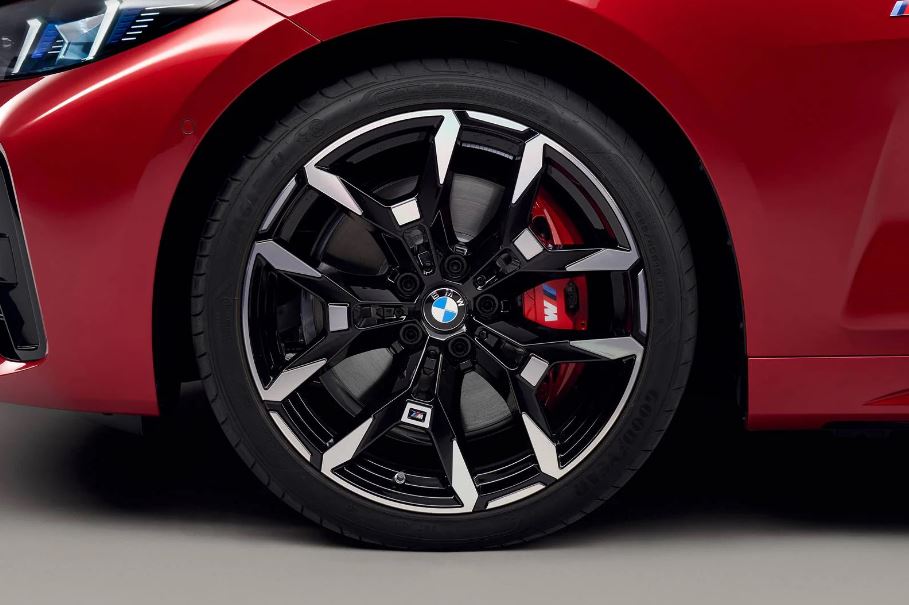 2026 BMW 4-Series Wheels and Tires