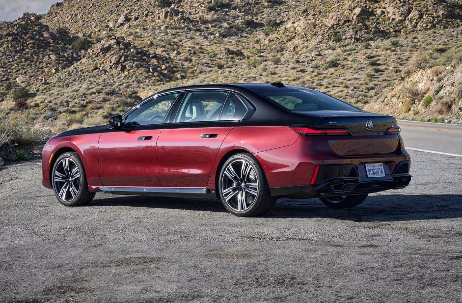 2026 BMW 7-Series Exterior 5