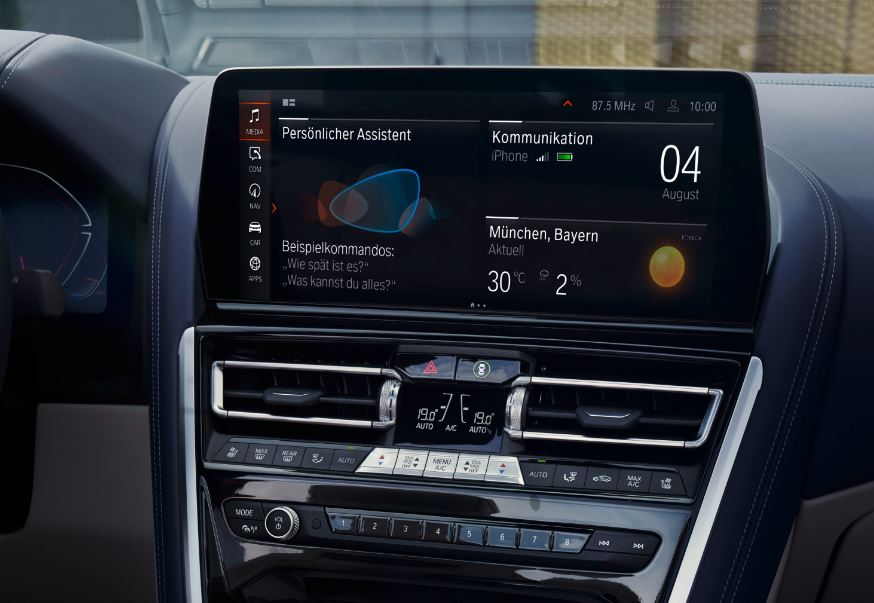 2026 BMW 8-Series Infotainment 4