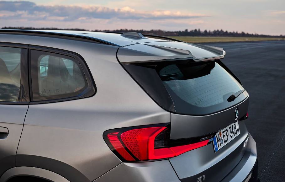 2026 BMW X1 Exterior 2