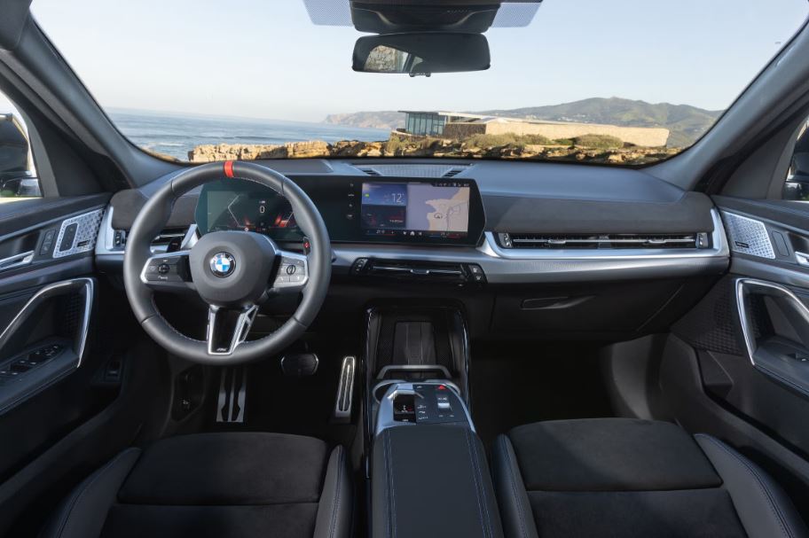 2026 BMW X2 Interior 6