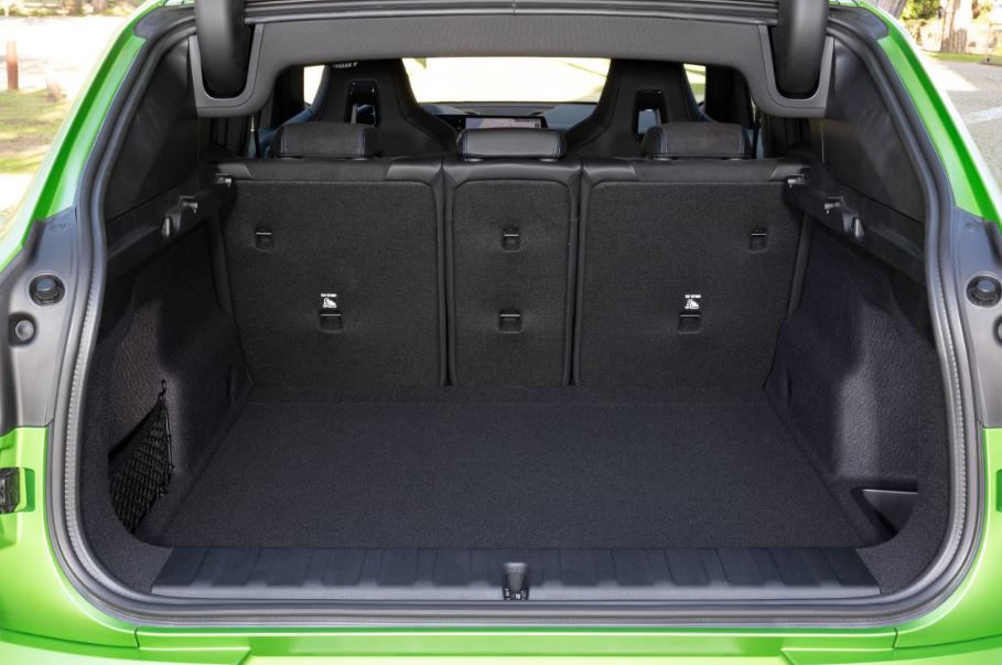 2026 BMW X2 cargo 4