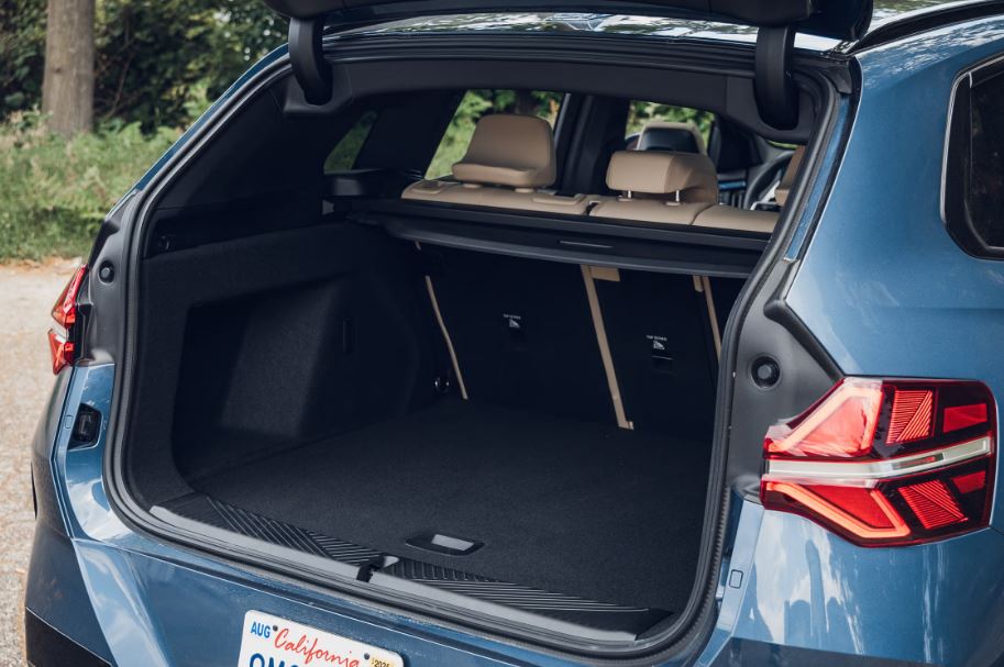 2026 BMW X3 Cargo 7