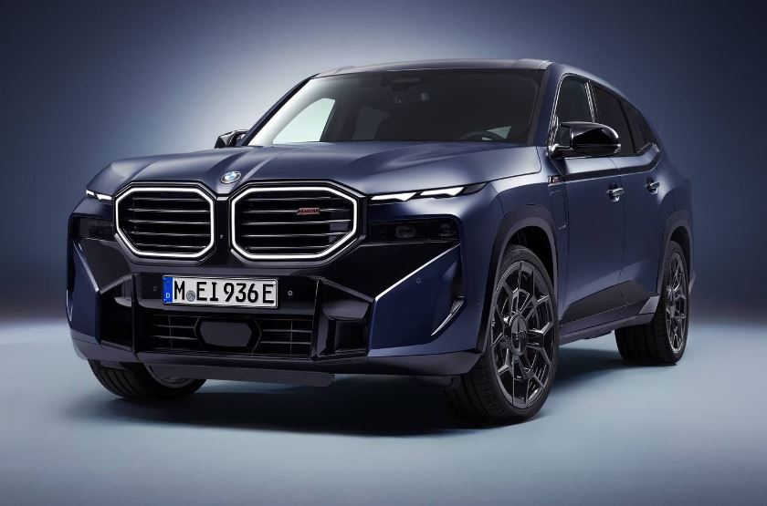 2026 BMW XM Exterior 1
