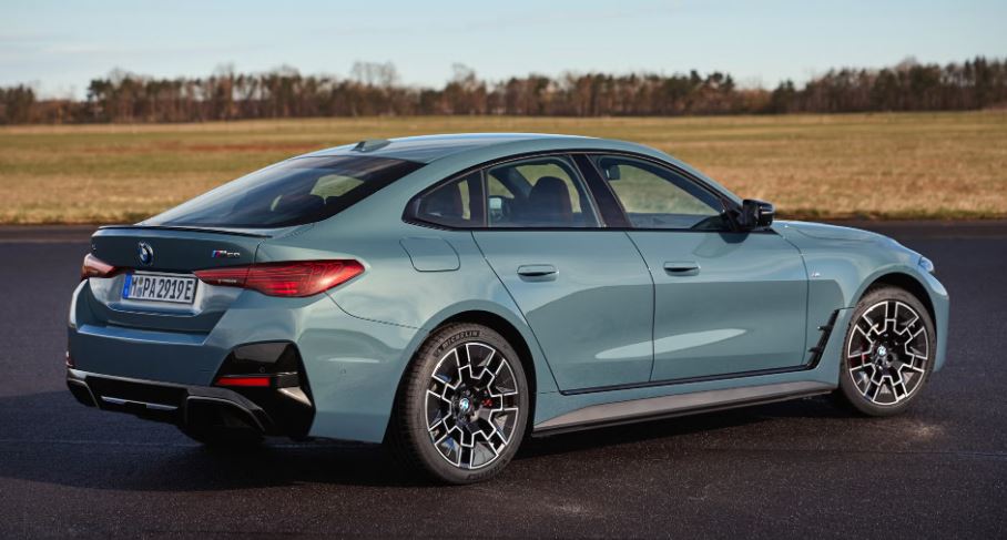 2026 BMW i4 Exterior 4