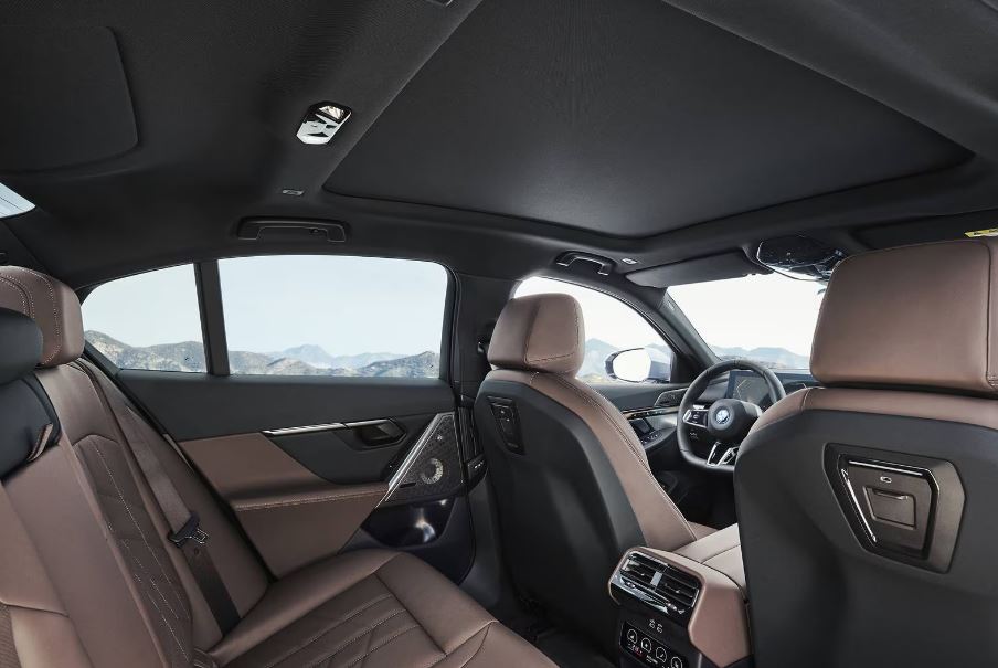 2026 BMW i5 Interior 2