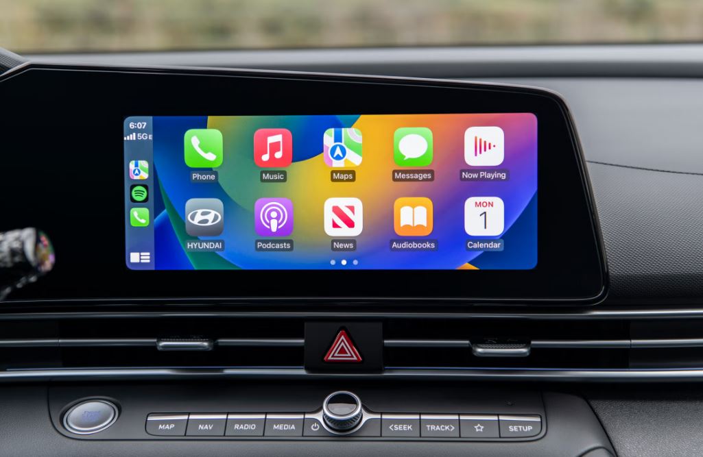 2026 Hyundai Elantra Engine Infotainment