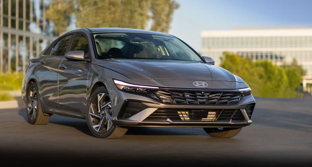 2026 Hyundai Elantra exterior 1