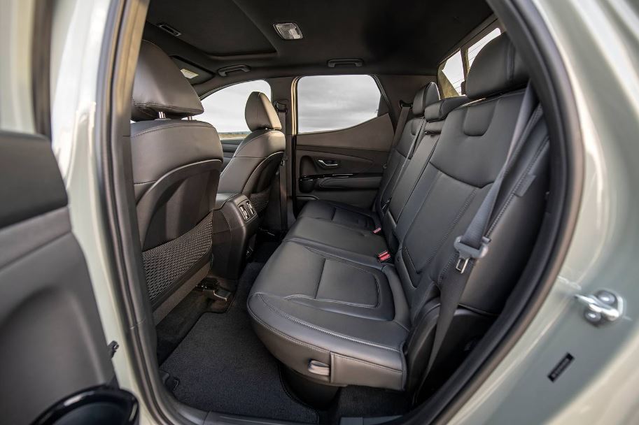 2026 Hyundai Santa Cruz Interior 4