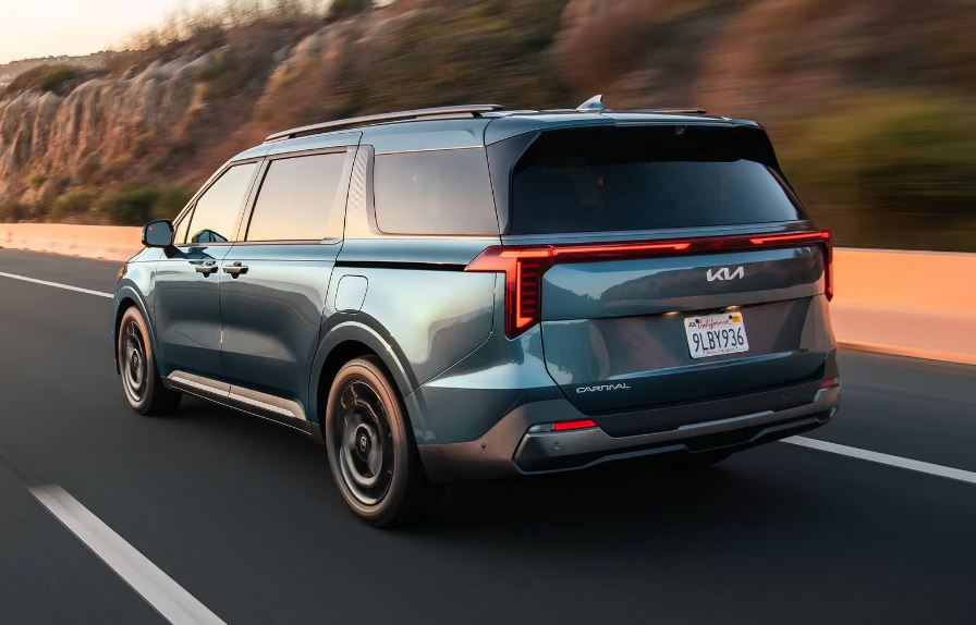 2026 Kia Carnival Exterior 2