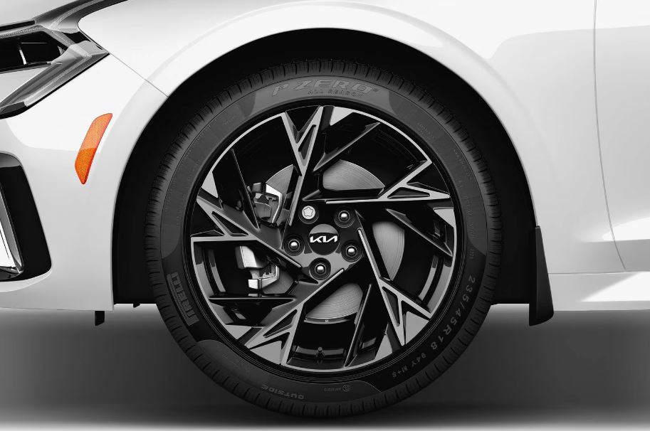2026 Kia K5 Wheels and Tires