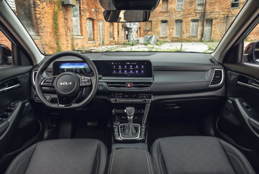 2026 Kia Seltos Interior 6