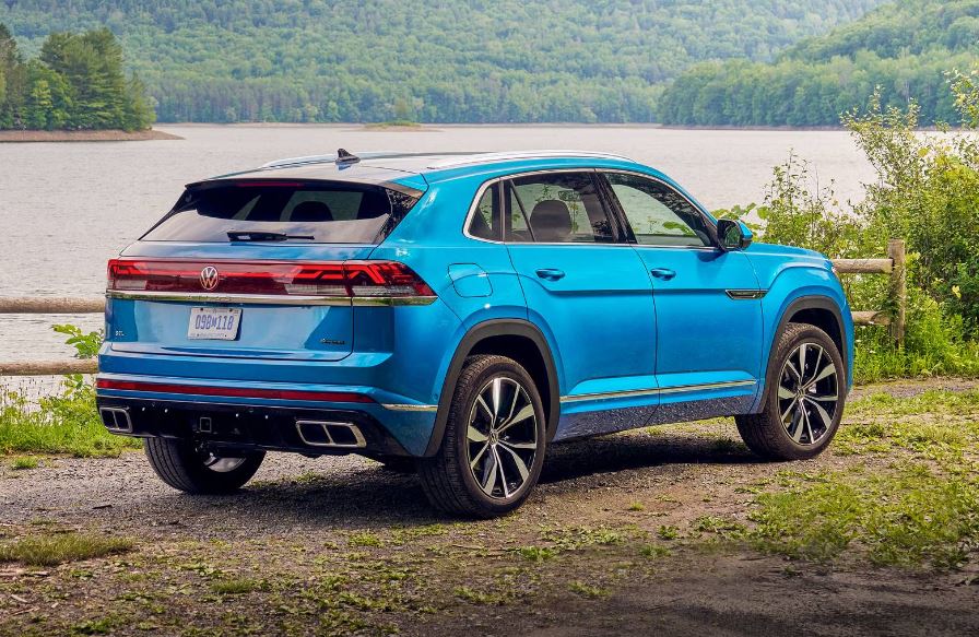 2026 Volkswagen Atlas Cross Sport Exterior 1