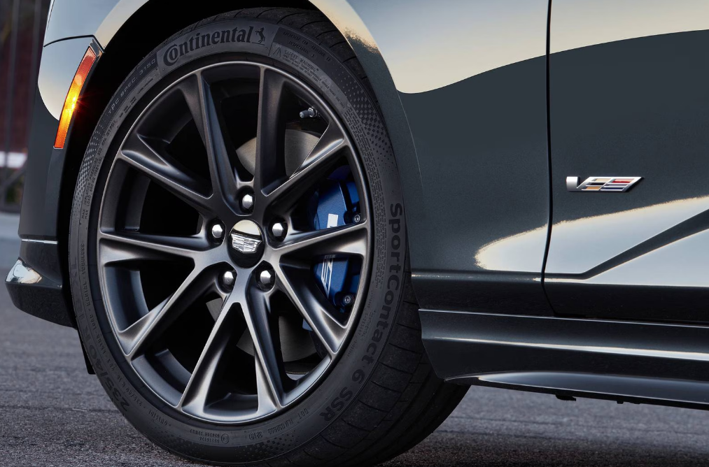 Cadillac CT4‑V 2026 Review, Specs, Price and Mileage (Brochure) (1)