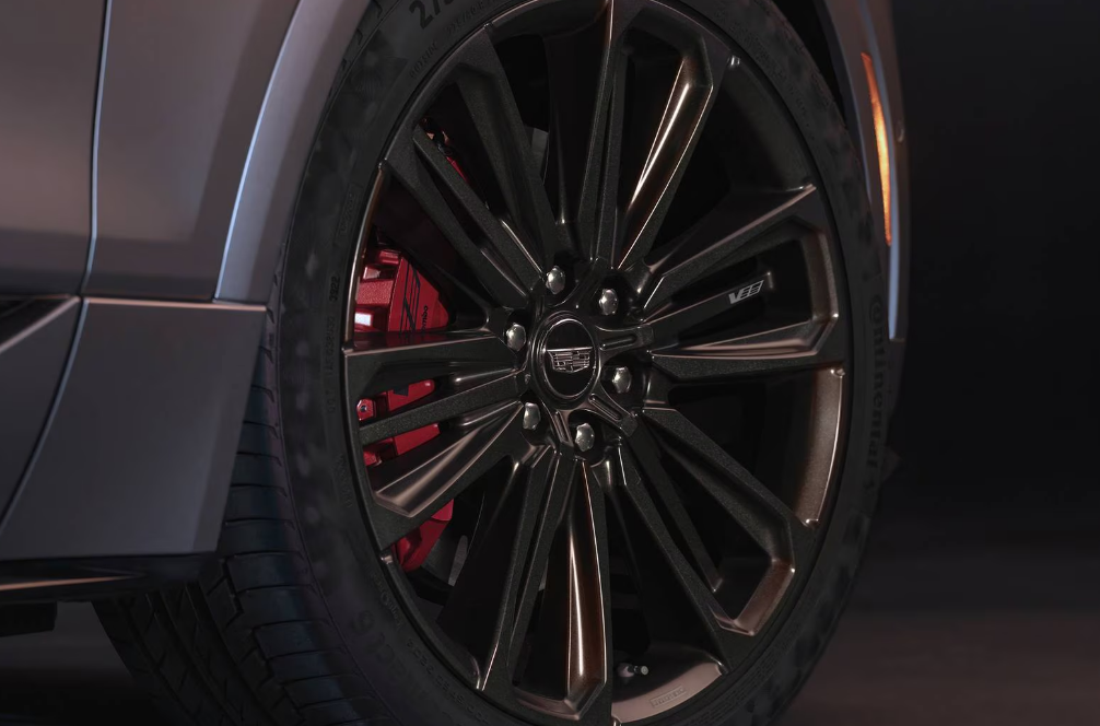 Cadillac Lyriq 2026 Review, Specs, Price and Mileage (Brochure) (2)