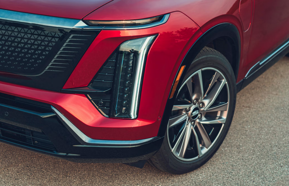Cadillac Vistiq 2026 Review, Specs, Price and Mileage (Brochure) (1)
