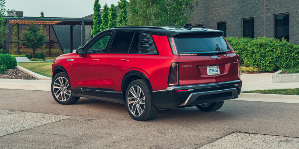 Cadillac Vistiq 2026 Review, Specs, Price and Mileage (Brochure) (4)