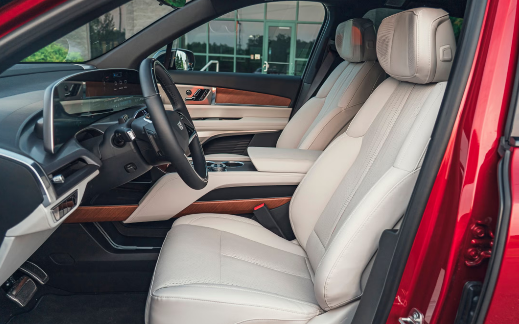 Cadillac Vistiq 2026 Review, Specs, Price and Mileage (Brochure) (7)