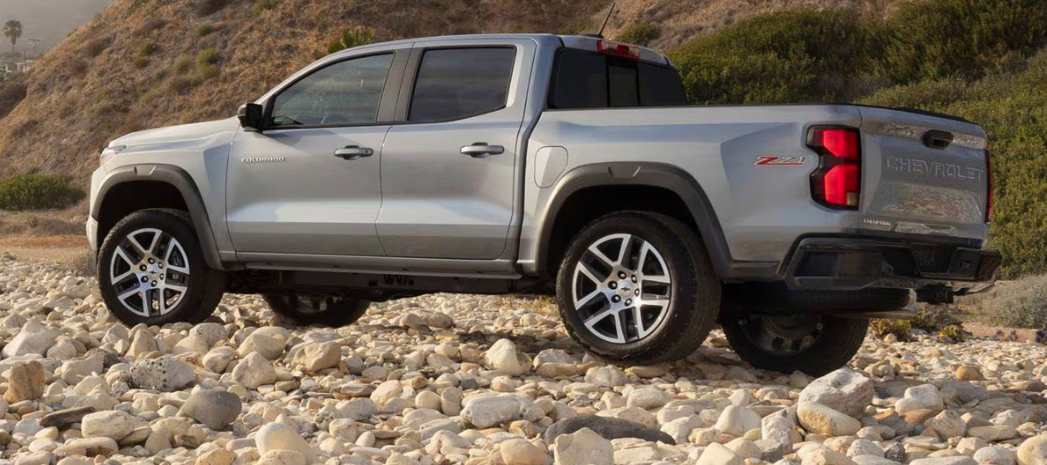 Chevrolet Colorado 2026 Review, Specs, Price and Mileage (Brochure) (3)