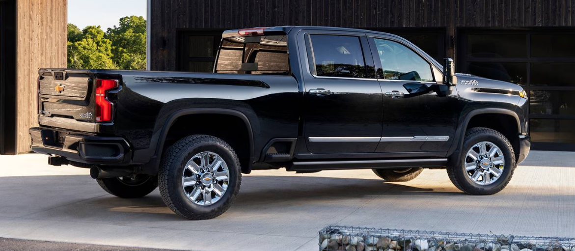 Chevrolet Silverado HD 2026 Review, Specs, Price and Mileage (Brochure) (4)