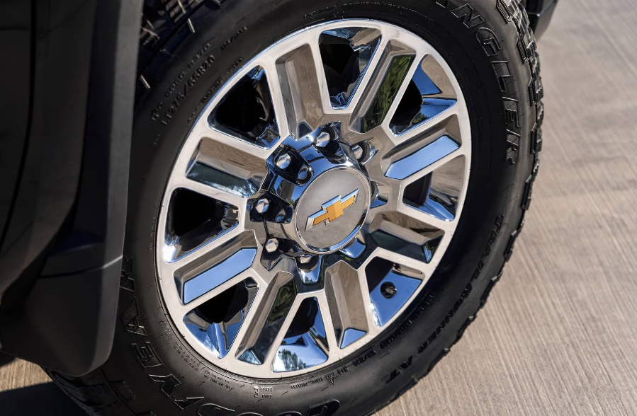 Chevrolet Silverado HD 2026 Review, Specs, Price and Mileage (Brochure) (5)