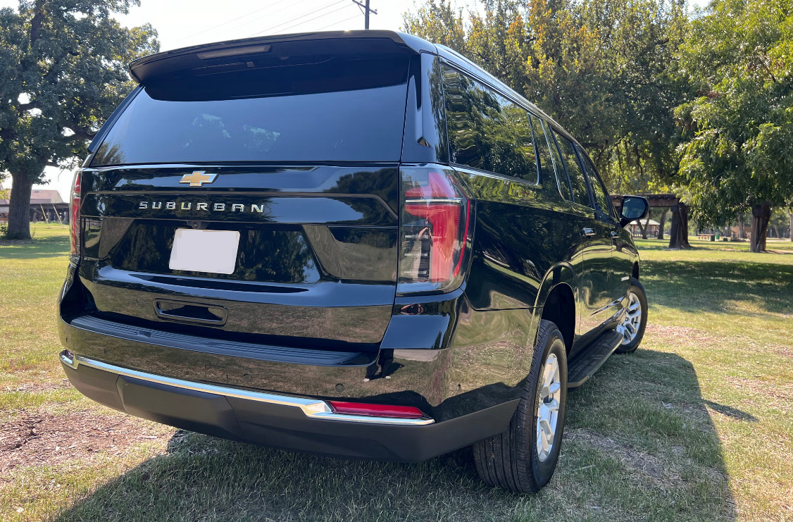 Chevrolet Suburban 2026 Review, Specs, Price and Mileage (Brochure) (7)