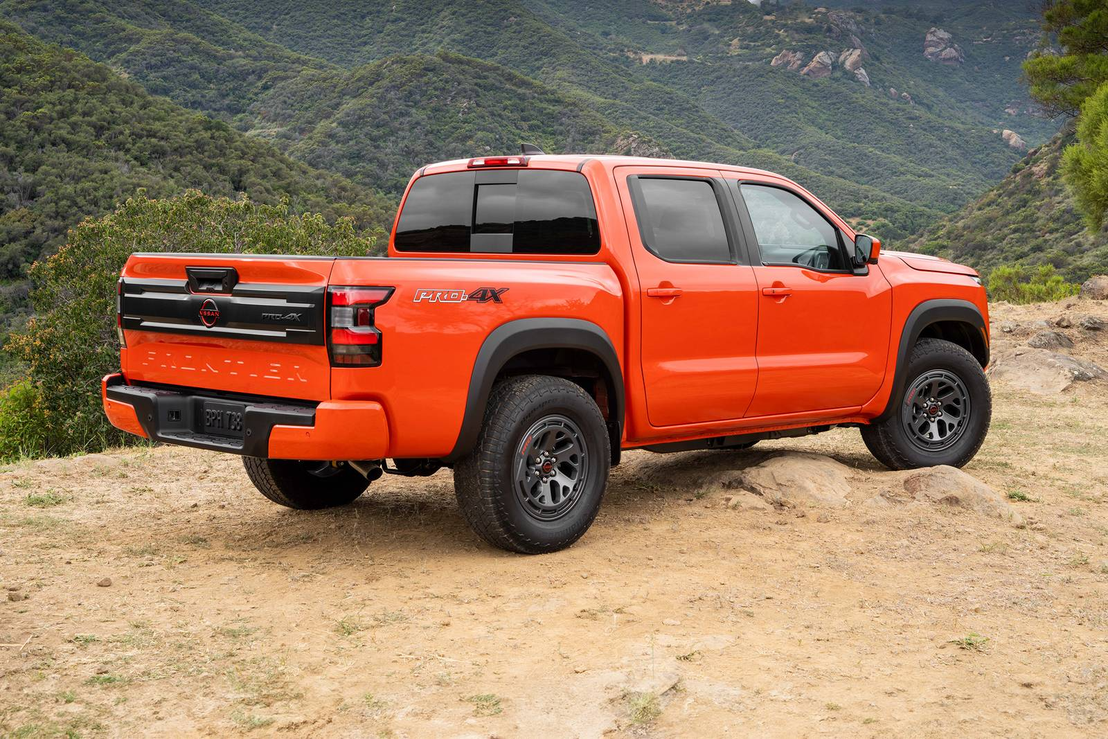 Nissan Frontier 2026 Review, Specs, Price and Mileage (Brochure) (5)