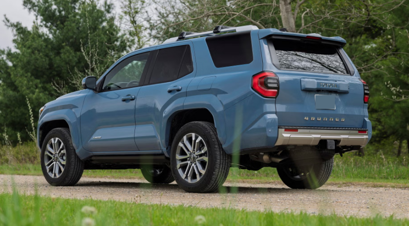 Toyota 4Runner 2026 Review, Specs, Price and Mileage (Brochure) (10)