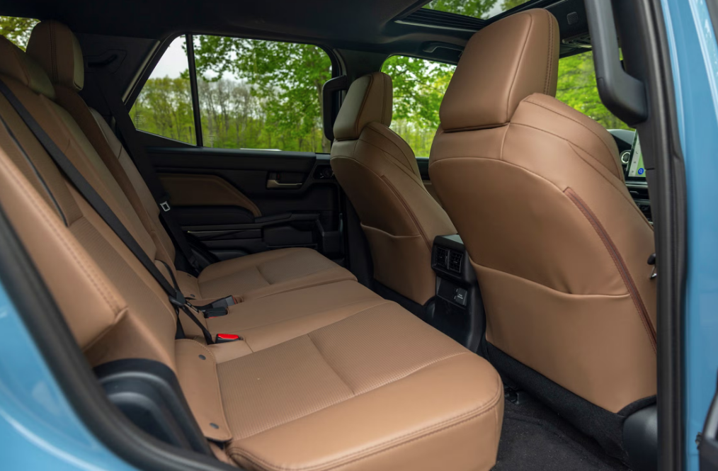 Toyota 4Runner 2026 Review, Specs, Price and Mileage (Brochure) (6)