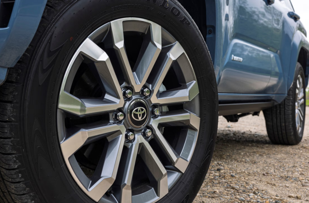 Toyota 4Runner 2026 Review, Specs, Price and Mileage (Brochure) (9)