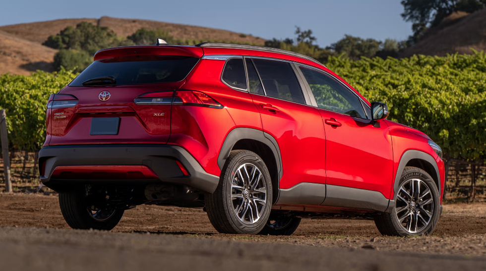Toyota Corolla Cross 2026 Review, Specs, Price and Mileage (Brochure) (2)