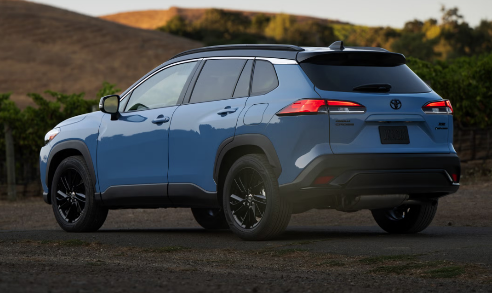 Toyota Corolla Cross Hybrid 2026 Review, Specs, Price and Mileage (Brochure) (2)