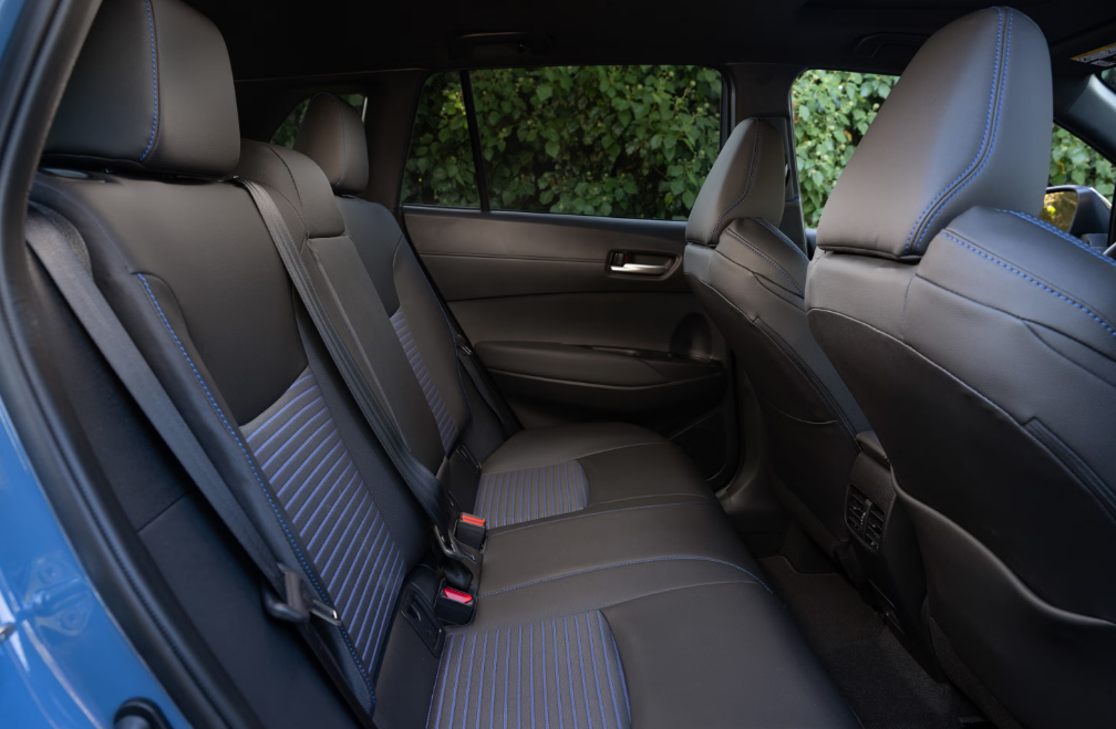 Toyota Corolla Cross Hybrid 2026 Review, Specs, Price and Mileage (Brochure) (6)