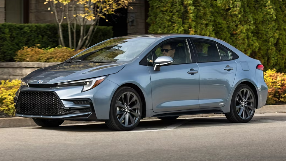 Toyota Corolla Hybrid 2026 Review, Specs, Price and Mileage (Brochure) (4)