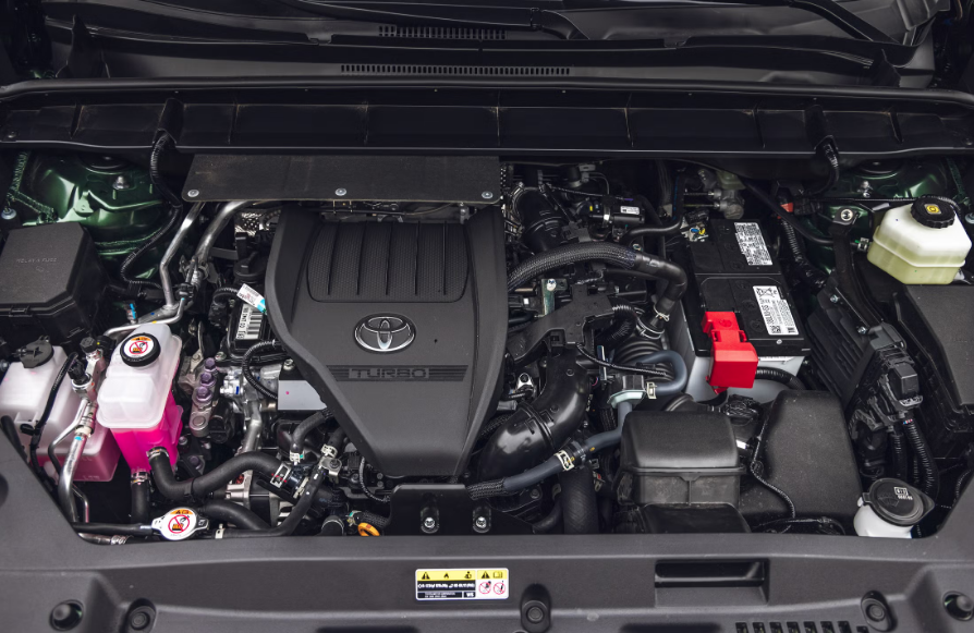 Toyota Highlander 2026 Review, Specs, Price and Mileage (4)