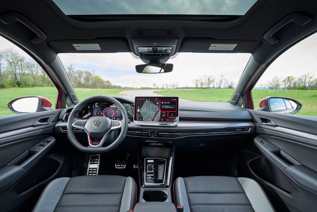 Volkswagen Golf GTI 2026 Interior 5