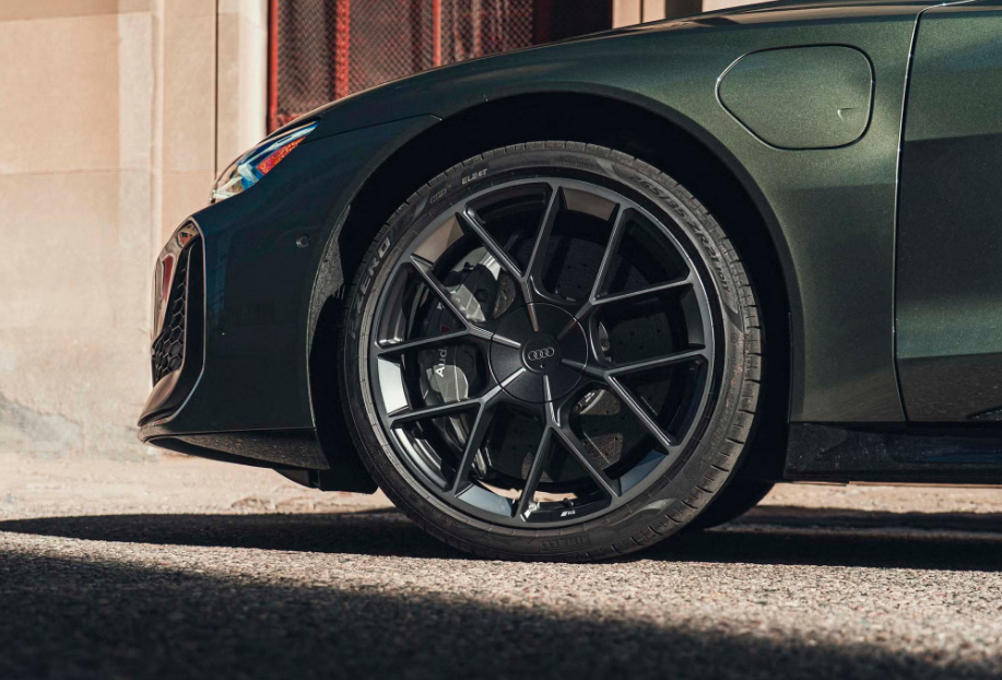 2026 Audi e-tron Wheels and Tires 1