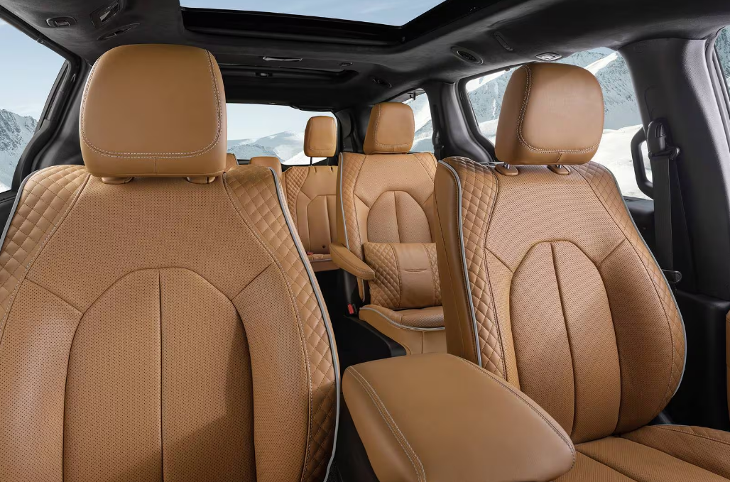 2026 Chrysler Pacifica Interior 5