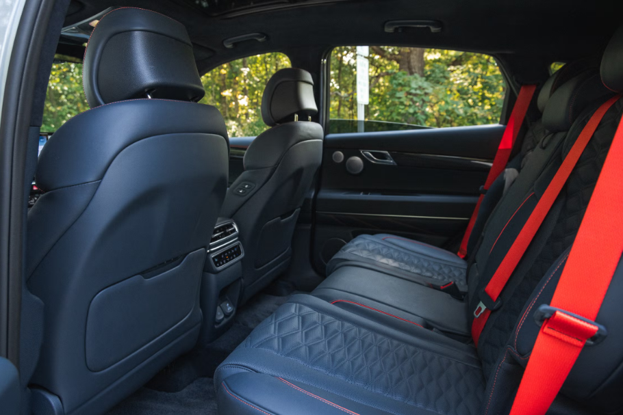 2026 GV80 Coupe Interior 6