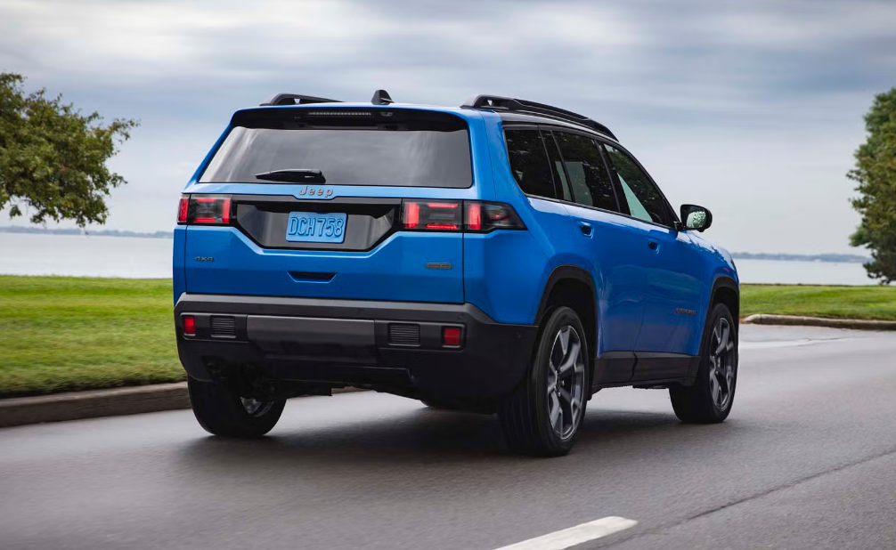 2026 Jeep Cherokee Exterior 1