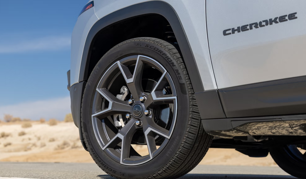 2026 Jeep Cherokee Wheels and Tires 6