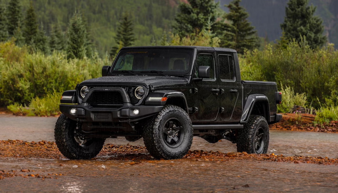 2026 Jeep Gladiator Exterior 1