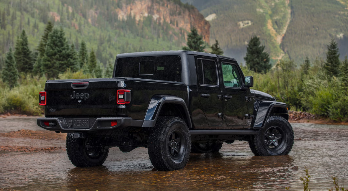 2026 Jeep Gladiator Exterior 2