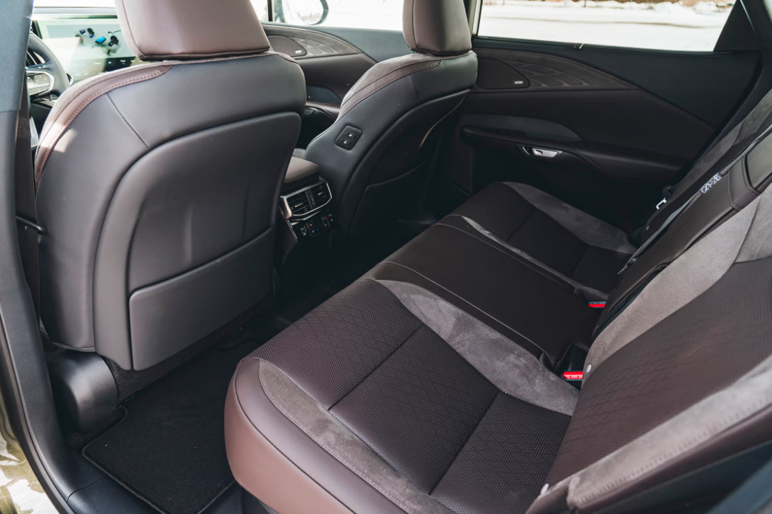 2026 Lexus RX Interior 7
