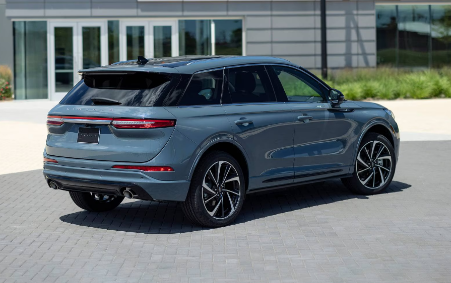 2026 Lincoln Corsair Exterior 3