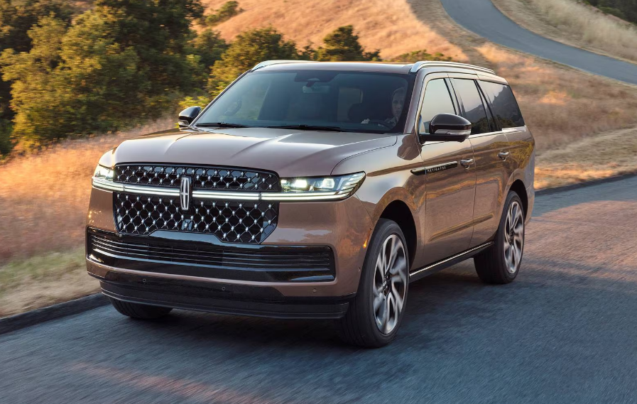 2026 Lincoln Navigator Exterior 1