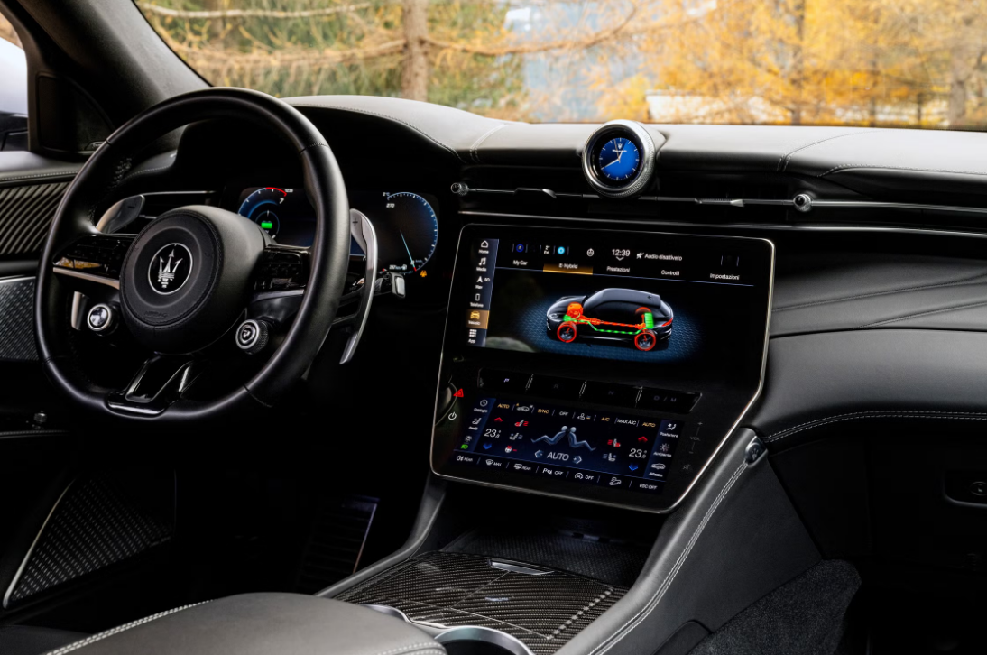 2026 Maserati Grecale Interior 1